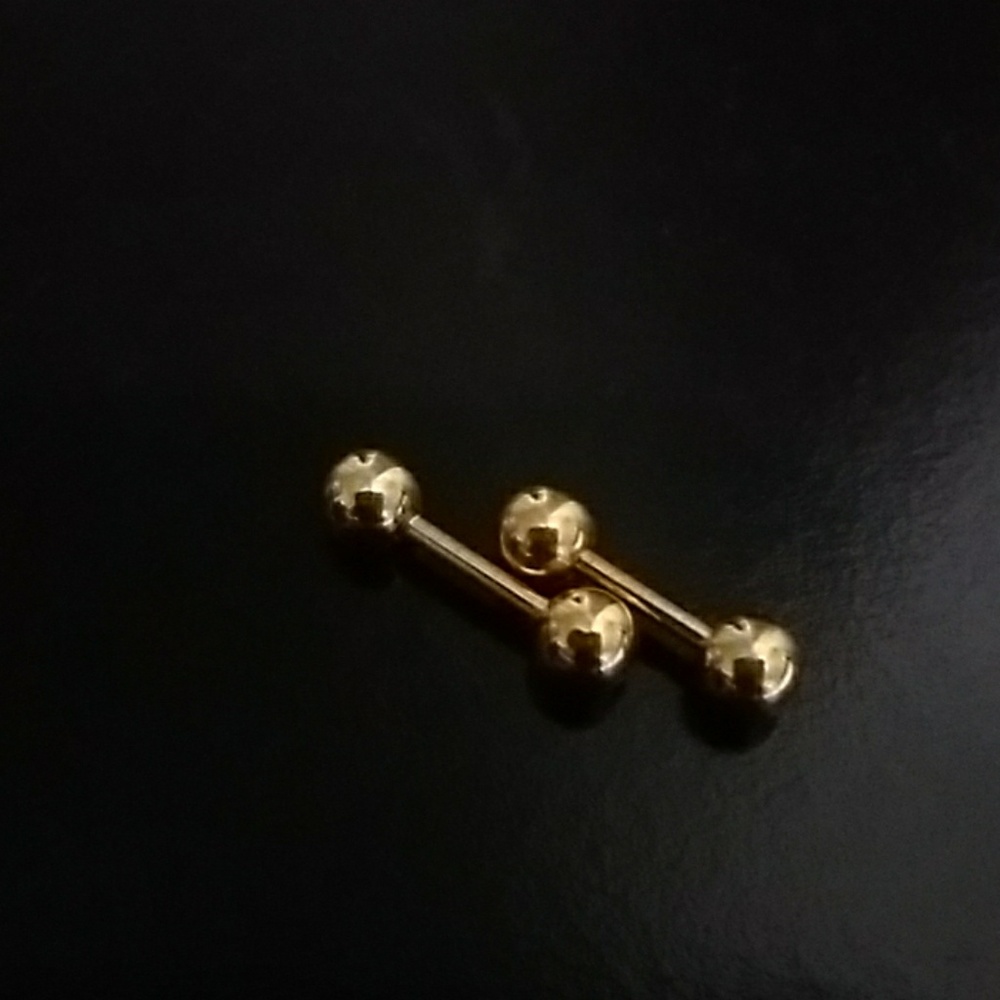 2 piece stainless steel cartilage earrings